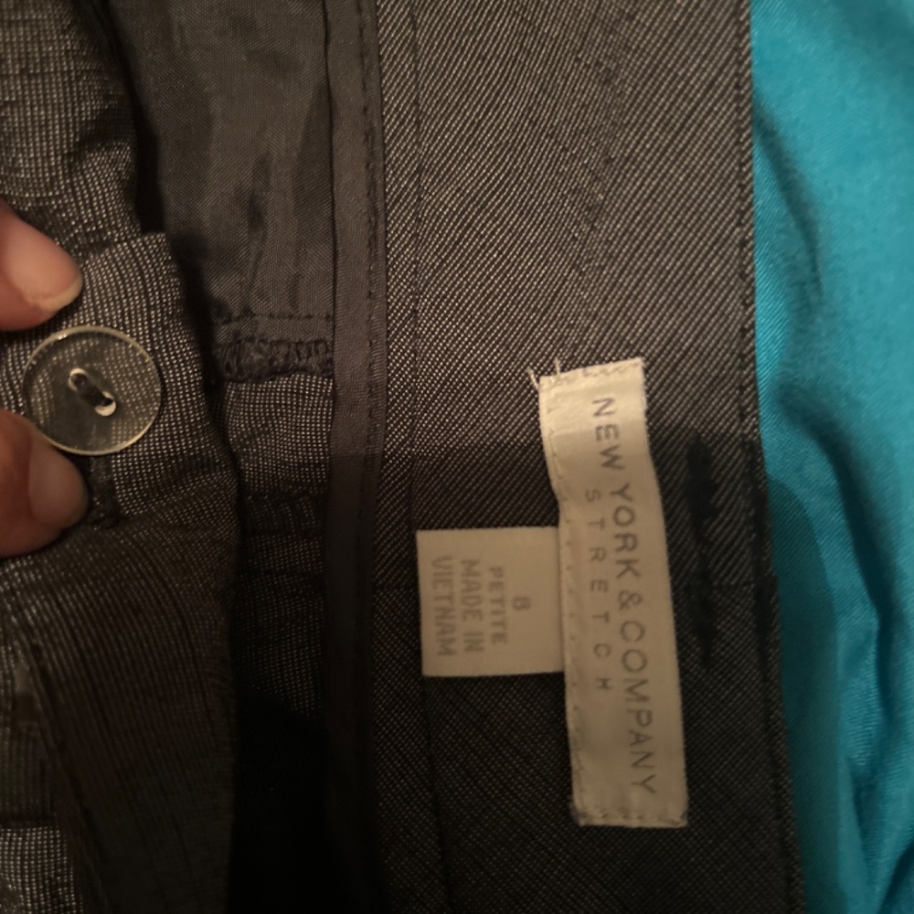 Dress pants - Picture 2 of 2